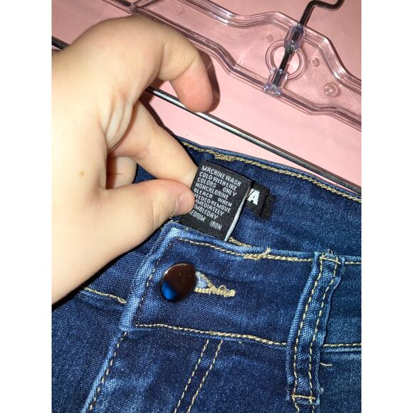 Fashion Nova blue distressed high waisted skinny jeans size 11/12 juniors - Picture 4 of 5